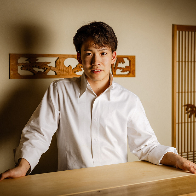 藤井 亮悟 氏